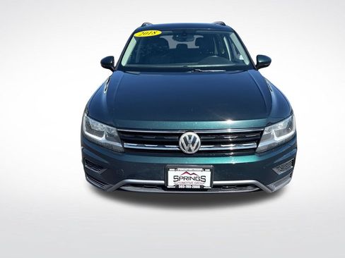 Used 2018 Volkswagen Tiguan SE w/ Panoramic Sunroof Package AWD/4WD image 6