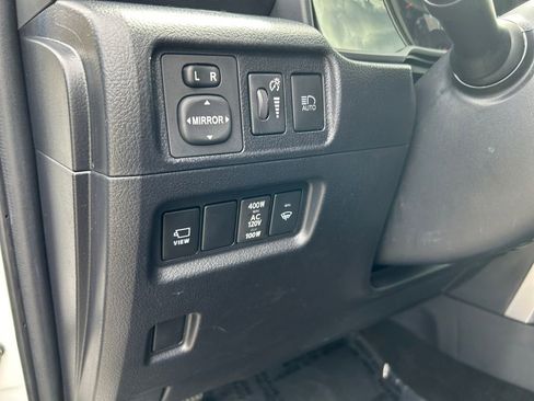 Used 2023 Toyota 4Runner SR5 Premium w/ SR5 Premium Package AWD/4WD image 19