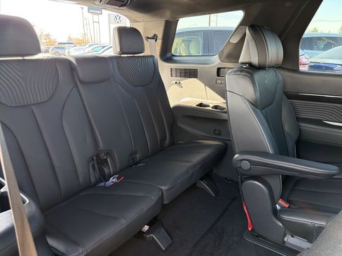 Used 2024 Hyundai Palisade Calligraphy image 30