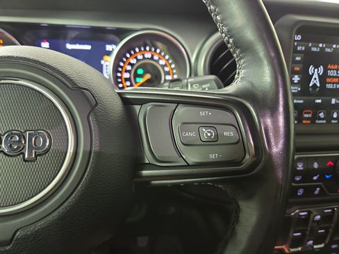 Used 2022 Jeep Wrangler Unlimited Sport AWD/4WD image 17