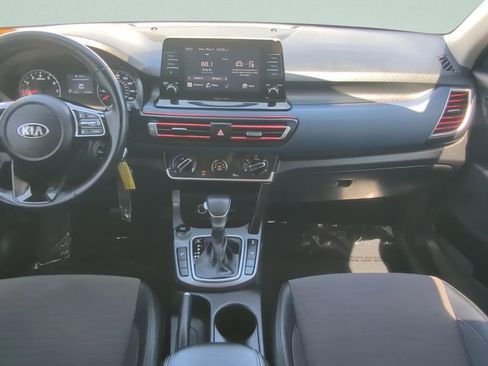Used 2021 Kia Seltos S AWD/4WD image 11