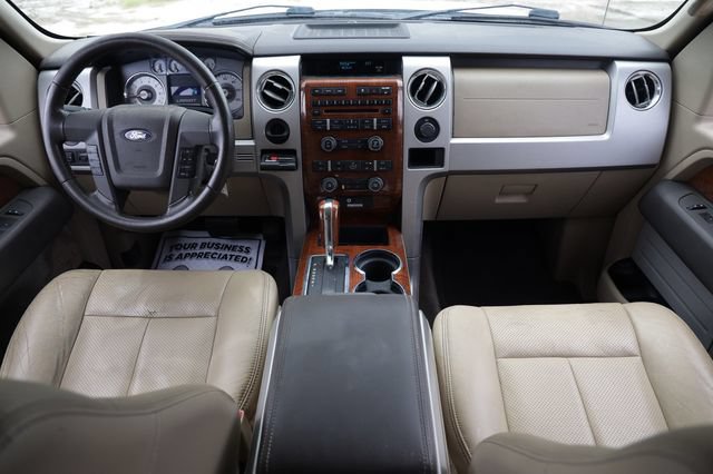 Used 2010 Ford F150 Lariat RWD image 2