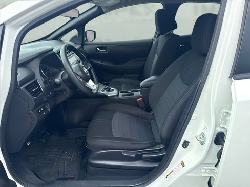 Used 2023 Nissan Leaf S FWD image 6