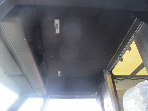 Used 2024 Chevrolet Brightdrop 600 w/ Commercial Equipment Package AWD/4WD image 17