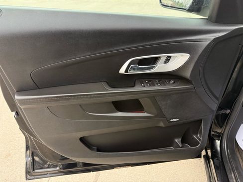 Used 2016 Chevrolet Equinox LT w/ Convenience Package image 12