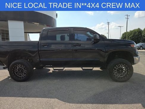 Used 2019 Toyota Tundra SR5 w/ Convenience Package AWD/4WD image 24