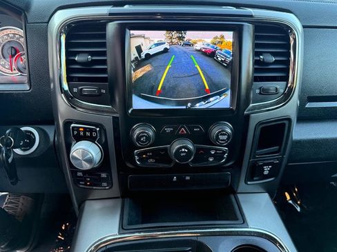 Used 2018 RAM 1500 Sport image 32