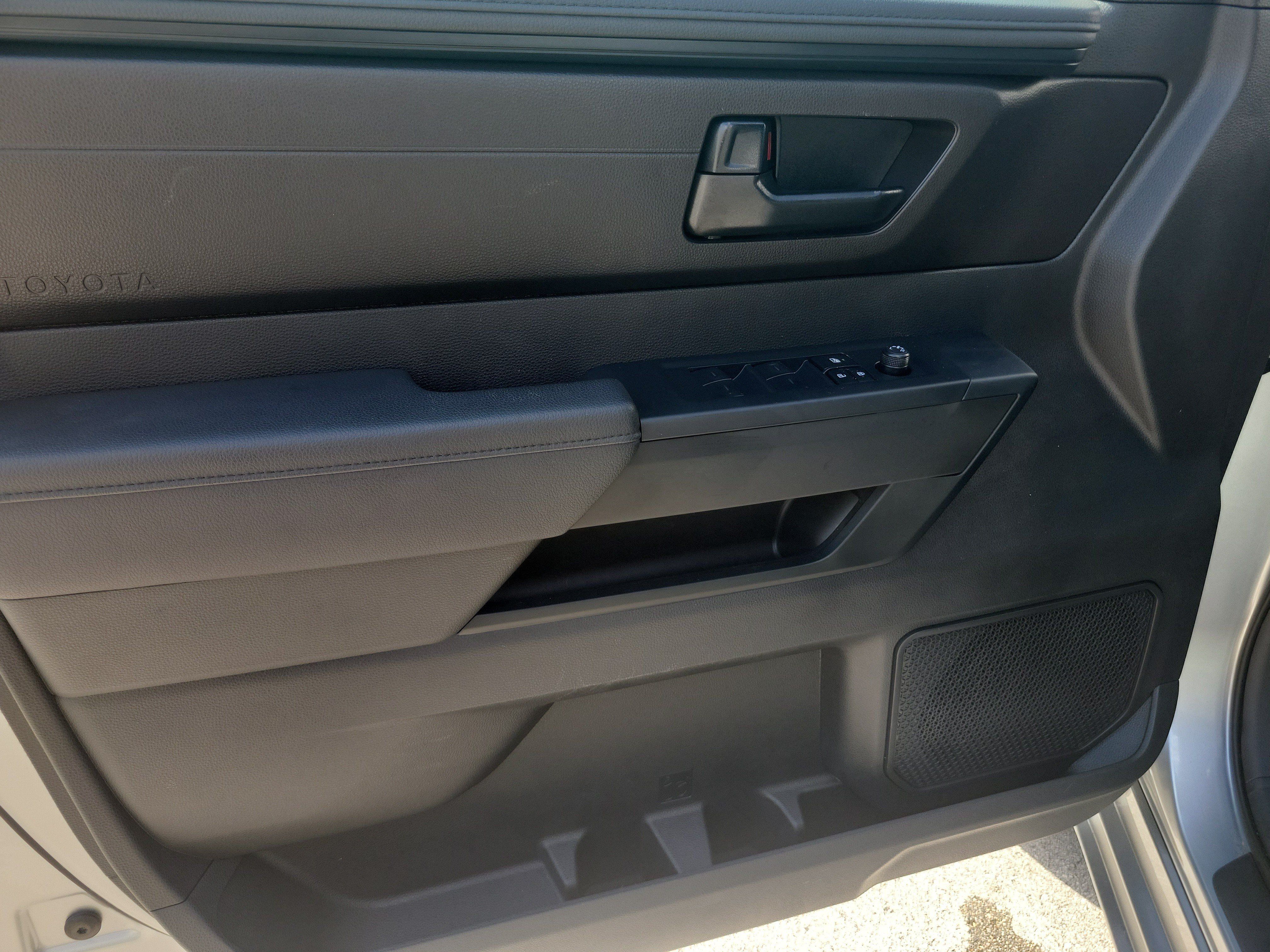Used 2026 Toyota Tundra SR AWD/4WD image 18