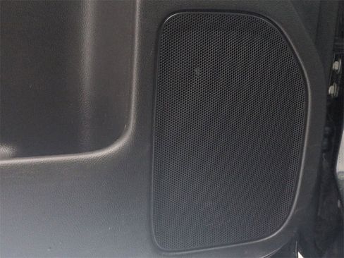 Used 2018 GMC Sierra 1500 SLE w/ SLE Value Package image 15