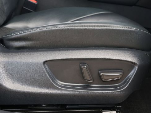 Used 2023 Toyota Camry XSE image 30