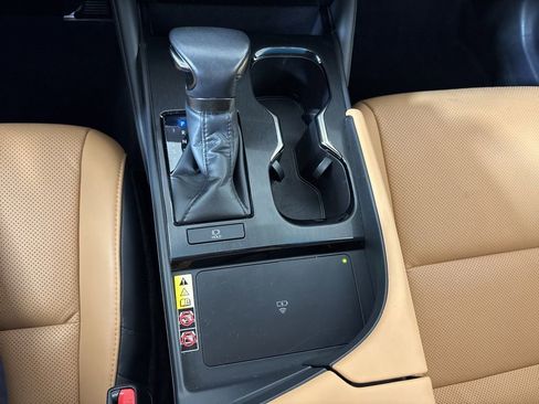 Used 2023 Lexus ES 350 w/ Premium Package image 30