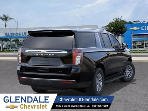 New 2024 Chevrolet Suburban LT AWD/4WD image 4