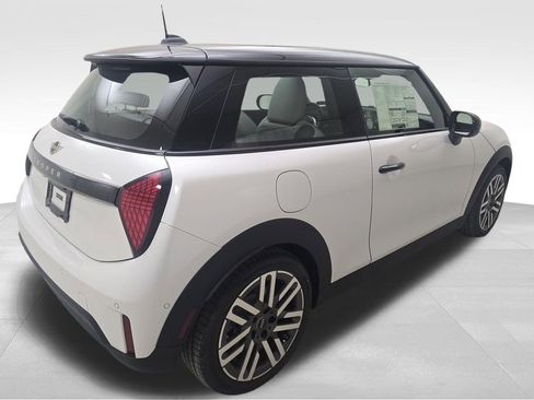 New 2026 MINI Cooper 2-Door Hardtop image 9