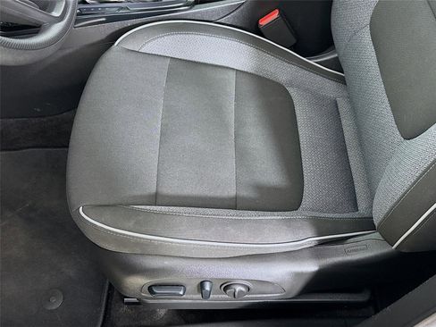 Used 2023 Chevrolet TrailBlazer LT w/ Convenience Package image 18