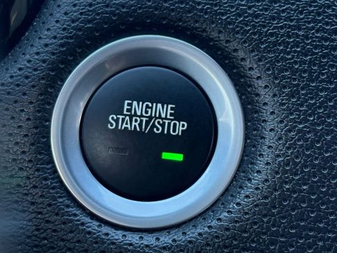 Used 2019 Cadillac XT5 Luxury image 17