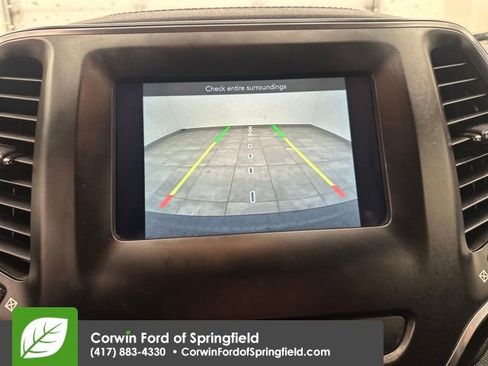 Used 2020 Jeep Cherokee Latitude Plus image 33