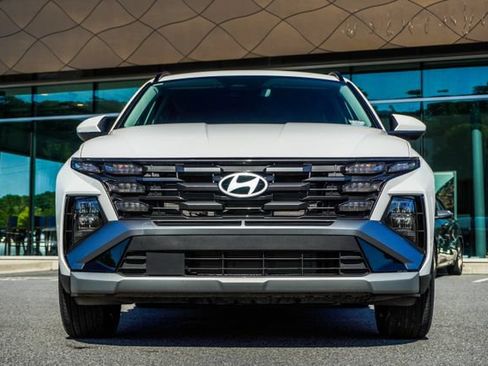 Certified 2025 Hyundai Tucson SEL FWD image 8