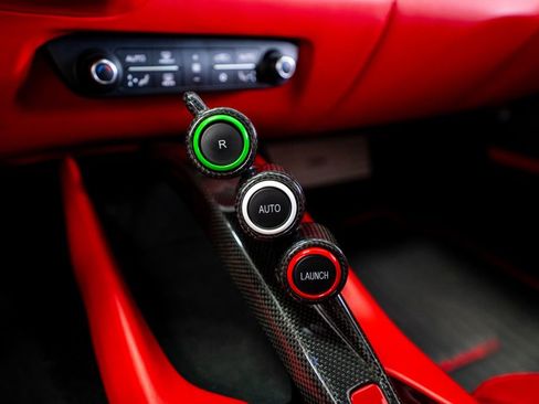 Used 2020 Ferrari 812 Superfast RWD image 58