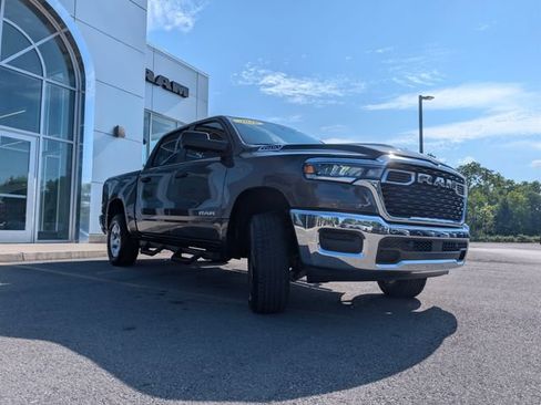 Used 2026 RAM 1500 Tradesman AWD/4WD image 3