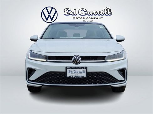 New 2025 Volkswagen Jetta SE image 2