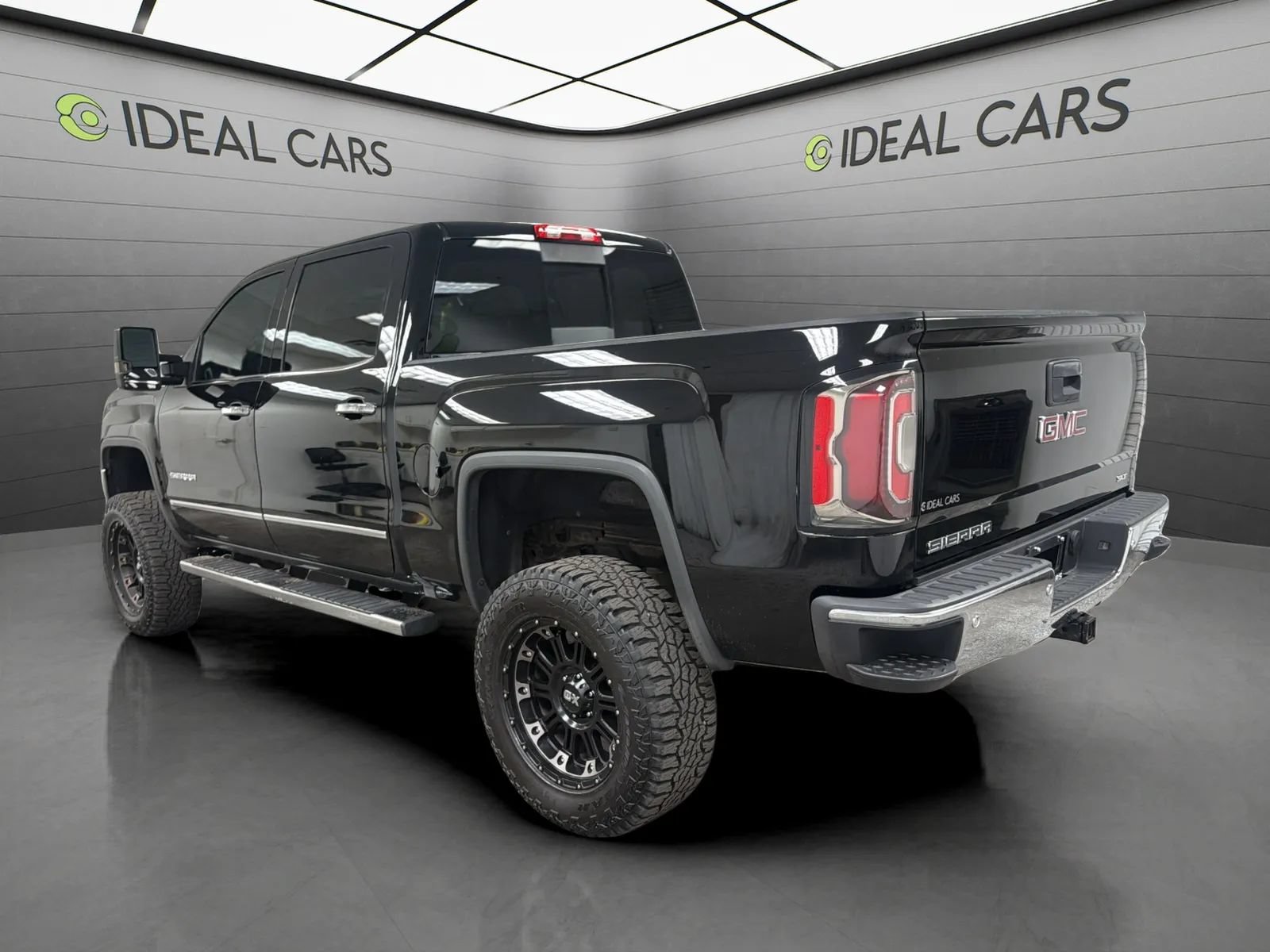 Used 2016 GMC Sierra 1500 SLT w/ SLT Premium Package AWD/4WD image 7
