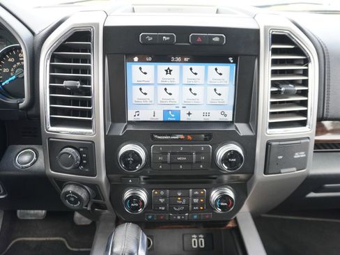 Certified 2020 Ford Edge Titanium FWD image 14