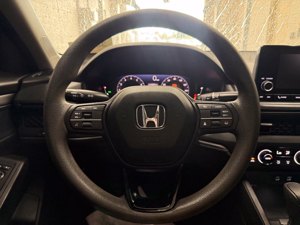 Used 2023 Honda Accord EX image 13