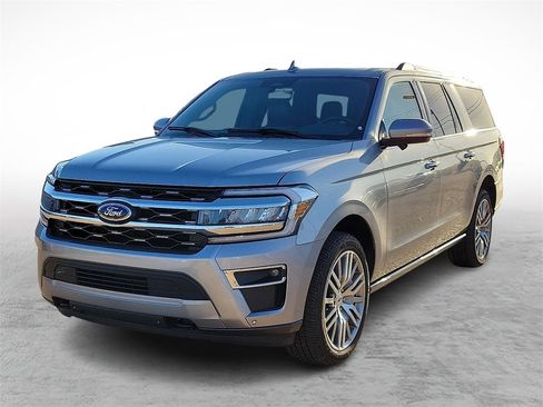 Used 2023 Ford Expedition Max Limited image 4