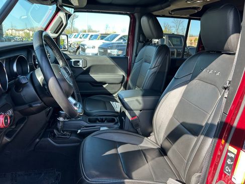 Used 2021 Jeep Wrangler Unlimited Sahara image 21