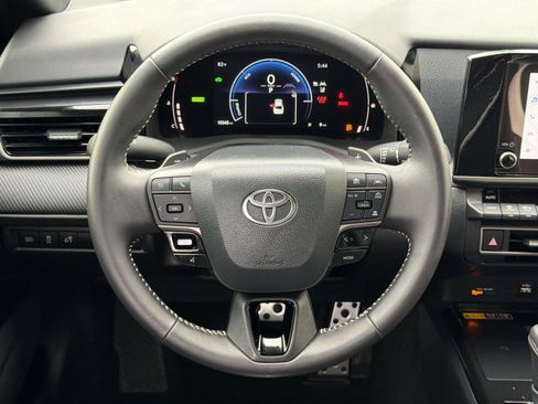 Certified 2025 Toyota Camry SE FWD image 10