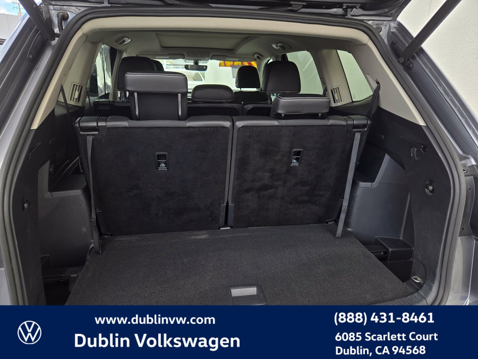 Used 2023 Volkswagen Atlas SE w/ Panoramic Sunroof Package FWD image 25