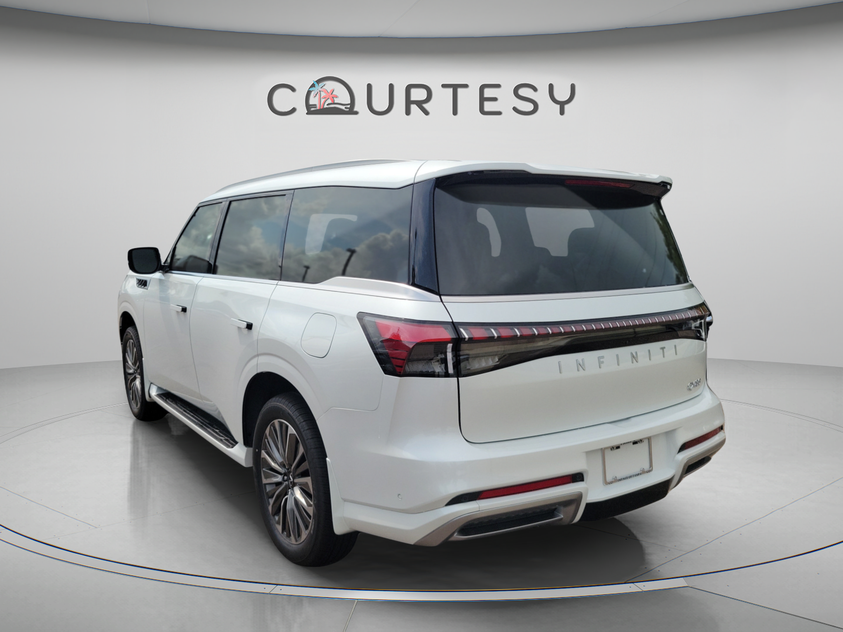 New 2027 INFINITI QX80 Luxe w/ Cargo Package RWD image 2