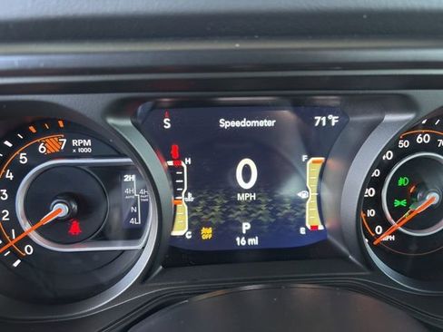 New 2026 Jeep Wrangler Unlimited Rubicon image 24