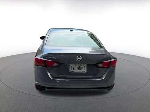 Used 2026 Nissan Altima 2.5 SV FWD image 12