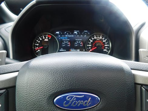 Used 2019 Ford F150 Raptor w/ Equipment Group 802A Luxury AWD/4WD image 34