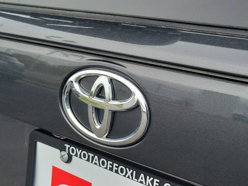 Used 2022 Toyota RAV4 LE image 6