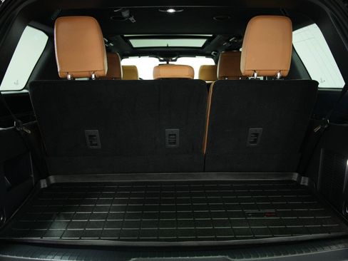 Used 2024 Ford Expedition Platinum AWD/4WD image 20