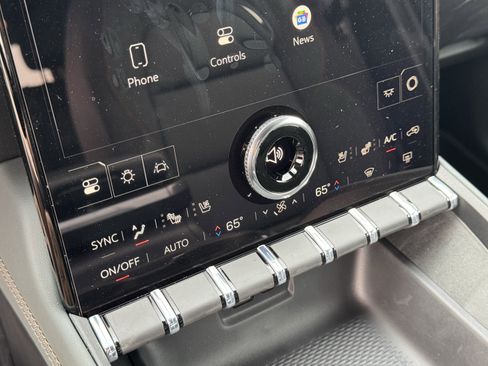 New 2026 GMC Terrain AT4 w/ Convenience Package III AWD/4WD image 19