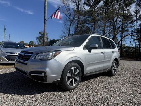 Used 2018 Subaru Forester 2.5i Premium image 26