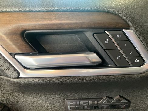 Used 2026 Chevrolet Silverado 1500 High Country AWD/4WD image 27