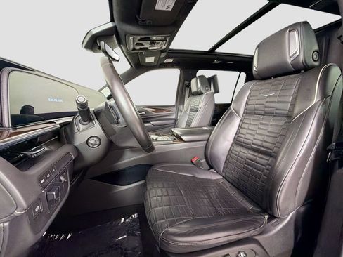 Used 2022 Cadillac Escalade ESV Sport Platinum RWD image 21