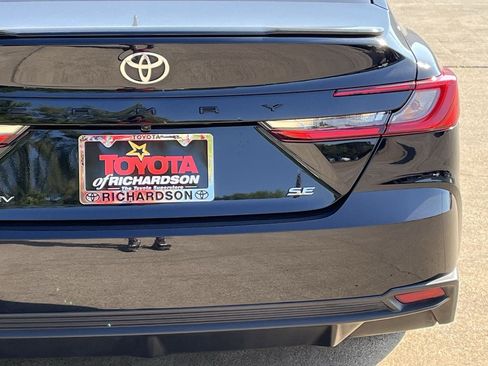 Used 2026 Toyota Camry SE w/ Convenience Package FWD image 6