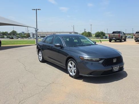 Used 2023 Honda Accord LX image 4