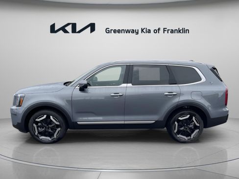New 2025 Kia Telluride S image 4