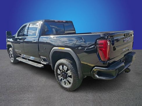 New 2026 GMC Sierra 2500 Denali w/ Denali Reserve Package image 4