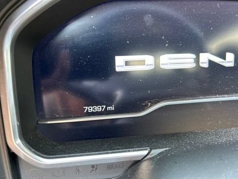 Used 2023 GMC Sierra 1500 Denali w/ Denali Reserve Package AWD/4WD image 8