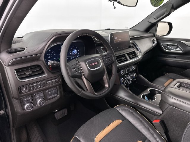 Used 2024 GMC Yukon AT4 AWD/4WD image 21