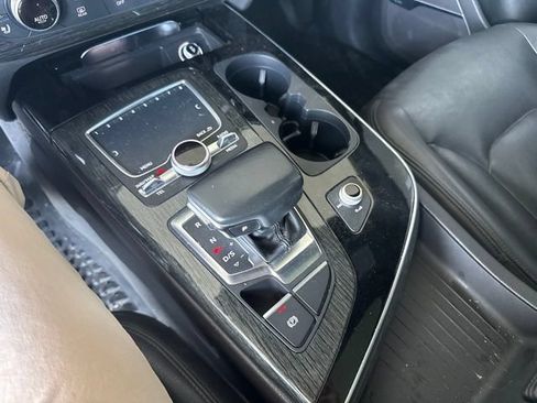 Used 2018 Audi Q7 3.0T Premium Plus w/ Premium Plus Package AWD/4WD image 12