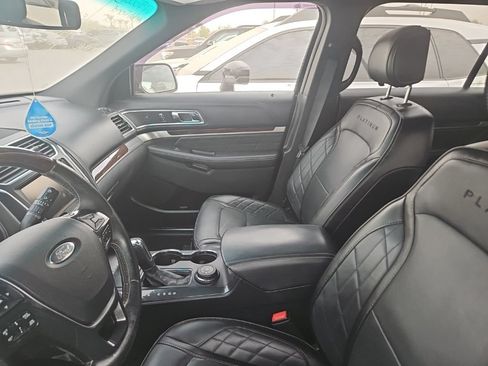 Used 2016 Ford Explorer Platinum AWD/4WD image 5