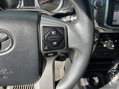 Used 2017 Toyota 4Runner Limited AWD/4WD image 20